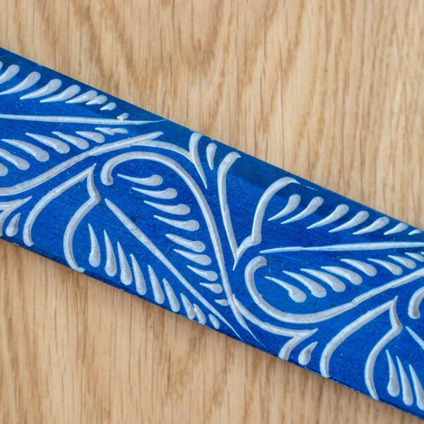 Räucherstächenhalter Speckstein mit Blättergravur, blau