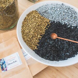 Räuchermischung Sternenlicht mit Elemi, Styrax und Farbeweihrauch